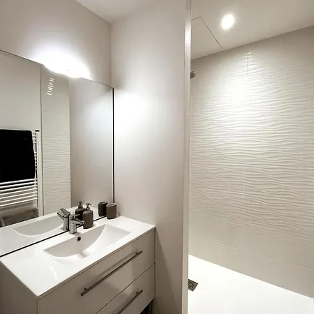 Daire Modern Bright Flat With Outside Terrace Biarritz