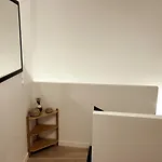 Apartman Modern Bright Flat With Outside Terrace